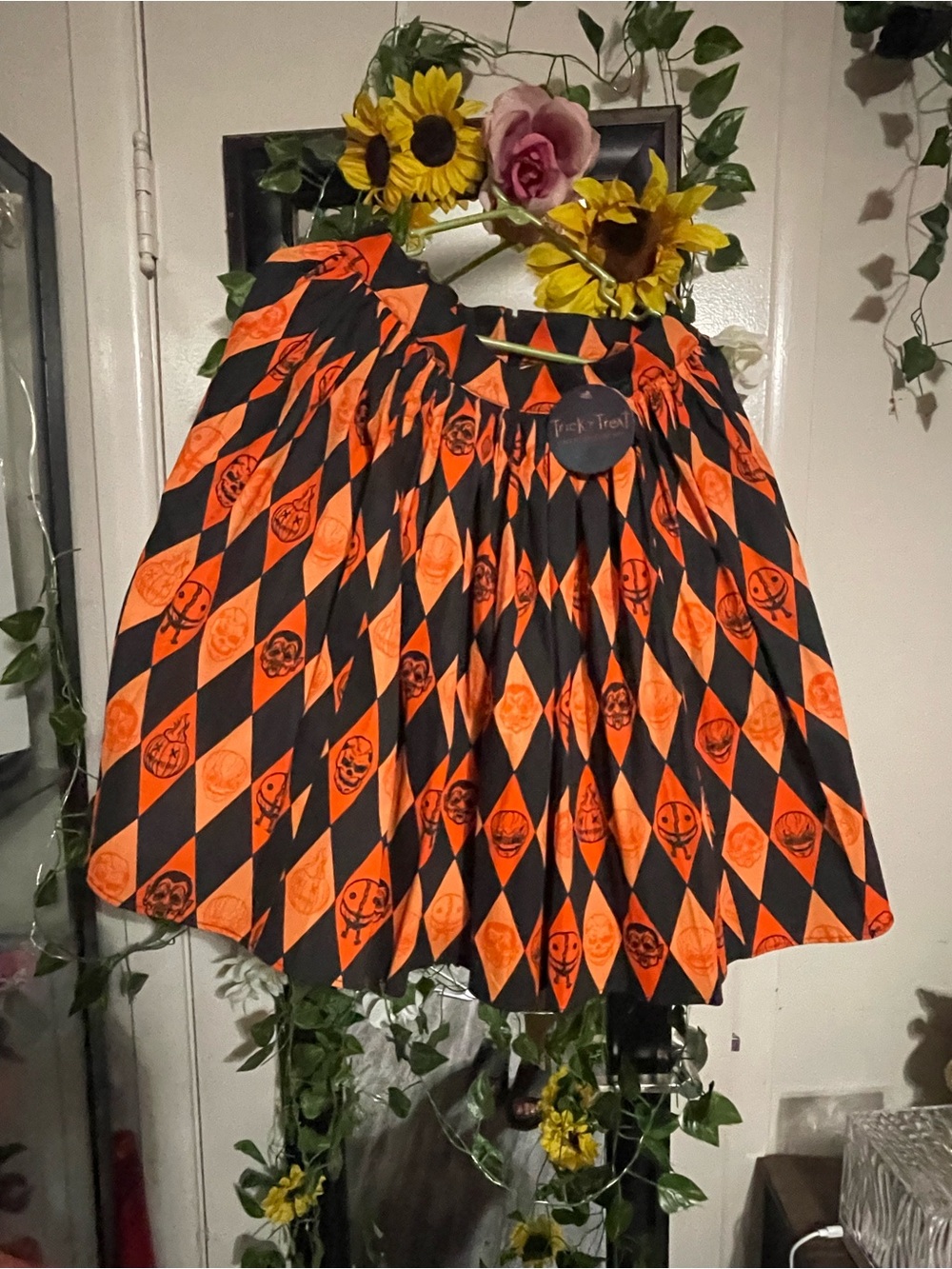 Vixen by Micheline Pitt Trick R Treat Skater Skirt - Picture 2 of 3